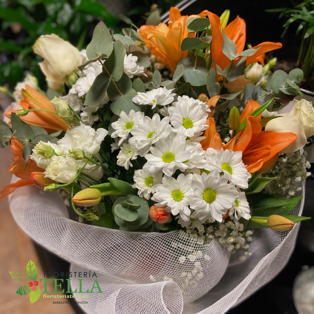 Assorted bouquet in shades of orange