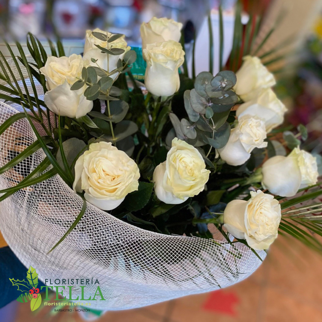 Ramo Rosas Blancas San Valentín (1)